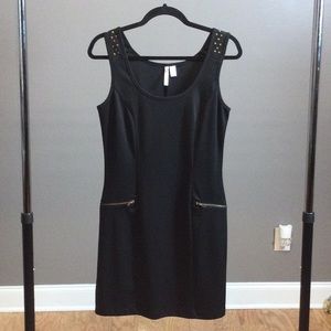 M 6 Degrees boho bodycon black sheath dress